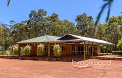 740 Summit Road, Mundaring, WA 6073
