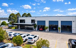 10 Amsterdam Circuit, Wyong, NSW 2259