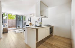 14/211 Bay Street, Brighton, Vic 3186