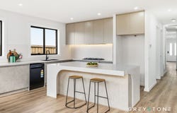 13 Jermyn Street, Fraser Rise, Vic 3336