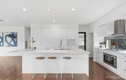 37 Deoro Parade, Clyde North, Vic 3978