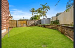 4 Sunnybay Drive, Birkdale, Qld 4159