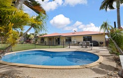 2A Sunset Place, Eimeo, Qld 4740