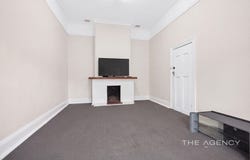 82A & B Gregory Street, Beachlands, WA 6530