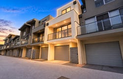 6 Topal Drive, Officer, Vic 3809