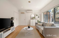 2/42 Dorset Road, Croydon, Vic 3136