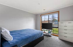 2/69 John Paul Drive, Hillside, Vic 3037