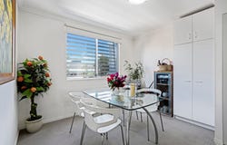 24/6-10 Rose Street, Southport, Qld 4215