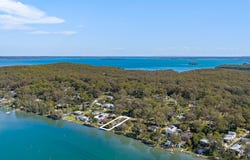 18 Cove Boulevard, North Arm Cove, NSW 2324