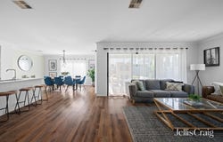 16 Cockatoo Road, Greenvale, Vic 3059