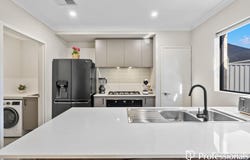 571 Farrall Road, Midvale, WA 6056
