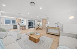 17 Wallaroo Way, Ashmore, Qld 4214