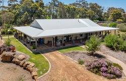 15 Lochinvar Place, Quindalup, WA 6281