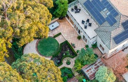 1 Highton Grove, Deepdene, Vic 3103