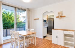 4/52 The Crescent, Dee Why, NSW 2099