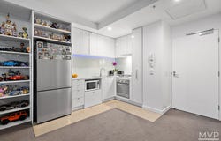306/17 Malata Crescent, Success, WA 6164