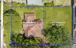 12 Burns Road, Wahroonga, NSW 2076