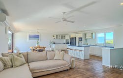 14 Batavia Circle, Kalbarri, WA 6536