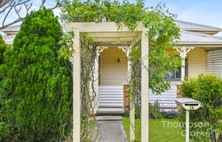 10 Dwyer Street, Maitland, NSW 2320