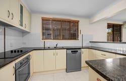 7 Merritt Street, Flinders View, Qld 4305