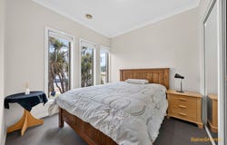 2/6 Starflower Way, Truganina, Vic 3029