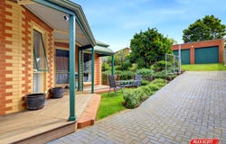 16 Eden Crescent, Leongatha, Vic 3953