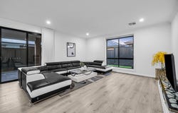 8 Marchant Trail, Riverlea Park, SA 5120
