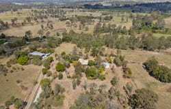 128-130 Larch Road, Tamborine, Qld 4270