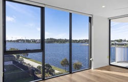 215/11 Waterside Retreat, Birtinya, Qld 4575