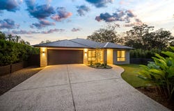 32 Summit Road, Pomona, Qld 4568