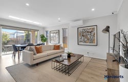 23 Flanker Way, Clyde, Vic 3978