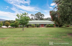 4 Lobbe Road, Thurgoona, NSW 2640