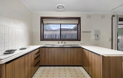 2 O'Tooles Road, Cranbourne, Vic 3977