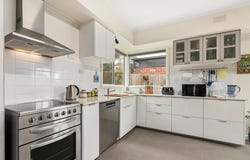 21 Stocks Road, Mount Waverley, Vic 3149