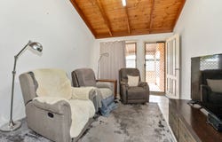1/31A Thabeban Street, Avenell Heights, Qld 4670