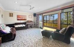 66 Derby Street, Tenterfield, NSW 2372