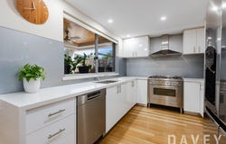 8C Geneff Street, Innaloo, WA 6018