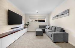 72 Maiden Drive, Sunbury, Vic 3429
