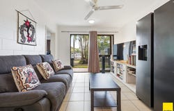 1/215-217 Mcleod Street, Cairns North, Qld 4870