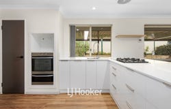 2 Carr Place, Usher, WA 6230