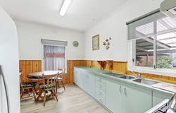 1 Brayshay Road, Newcomb, Vic 3219