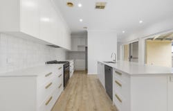 11 Monaro Court, Tatton, NSW 2650