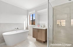 8 Angus Way, Moe, Vic 3825