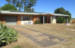 453 Lindemans Road, Moore Park Beach, Qld 4670