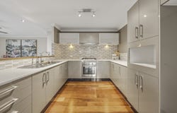 4 Cedarwood Court, Arana Hills, Qld 4054