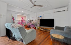 236 Whitehill Road, Raceview, Qld 4305