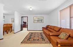 8 Nicholson Loop, Bateman, WA 6150