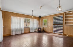 13 East Street, Esk, Qld 4312