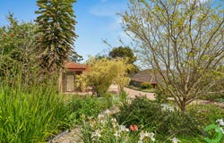 10 Ridgefield Close, Aberfoyle Park, SA 5159