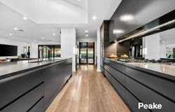 8 Olive Avenue, Harkaway, Vic 3806